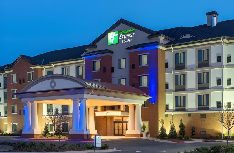 Holiday Inn Express & Suites Norman by IHG