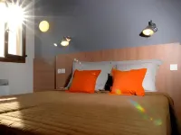 Enzo Hotels by Kyriad Direct Trappes - parking