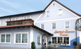 Hotel Gasthof Pension Riebel