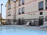 Super 8 by Wyndham Crossville TN - Pools