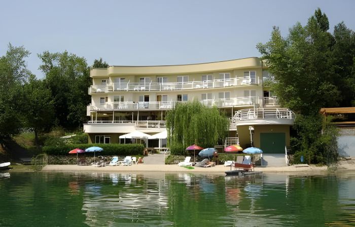 Hotel Zátoka