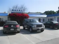 Rest Haven Motel - parking