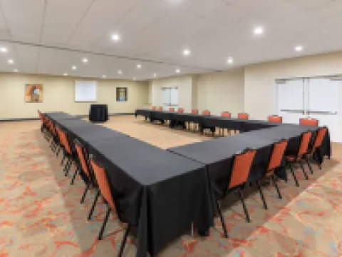 ลากินตา อินน์แอนด์สวีทส์ บายวินด์แฮม ศูนย์การแพทย์แซนแอนโทนิโอนอร์ทเวสต์ โรงแรมในซานอันโตนิโอ