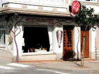 Hostal Restaurante la Cepa Hotels in Ortigueira