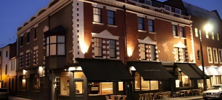 The White Star Tavern Hotels in Southampton