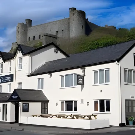 Y Branwen Restaurant & Rooms - Adult Only and Dog Friendly