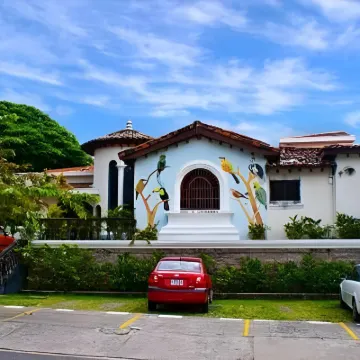 Hotel Villa Serena Escalon Hotels near Captain Gerardo Barrios Plaza