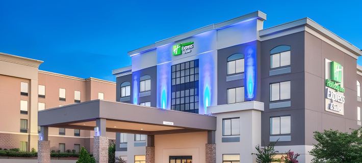 Holiday Inn Express & Suites Augusta West - Fort Gordon by IHG Hotéis em Augusta