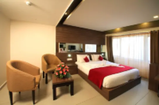 Saas Tower アーク・アイランド周辺のホテル