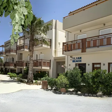 Ilian Beach & Apartments