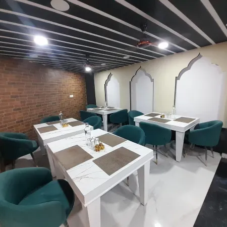Hotel Asha Delight