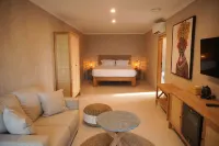 Villa Suerte Hotels in Mlonggo