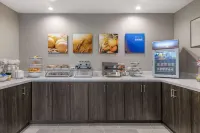 Comfort Inn & Suites Jacksonville - Orange Park Near Naval Air Station - servizio colazione