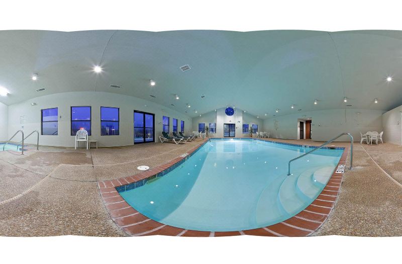 Holiday Inn Express & Suites Batesville by IHG photo 4