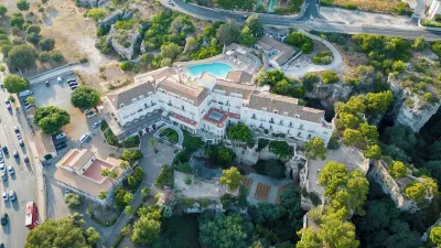 Grand Hotel Villa Politi