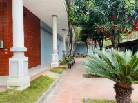 Biển Đông COMPLEX Các khách sạn ở Nhuận Trạch