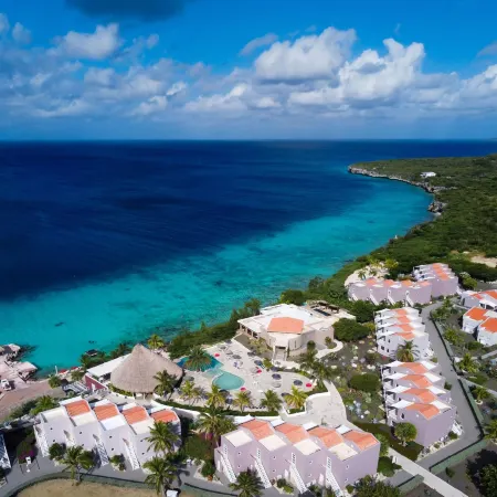 Coral Estate Luxury Resort
