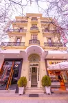 Metropolis Hotel Hôtels à : Serrès