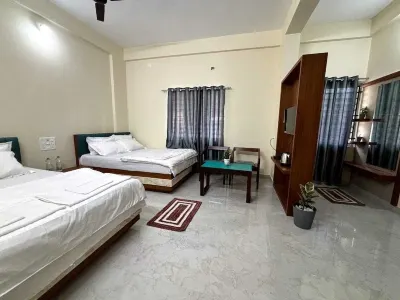 Evara Enclave Residency Hotel di Subrahmanya