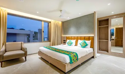 Treebo Lalitha, RK Beach