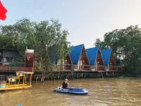 Con Phung Resort Mekong Hotels near Coconut Dao Relics