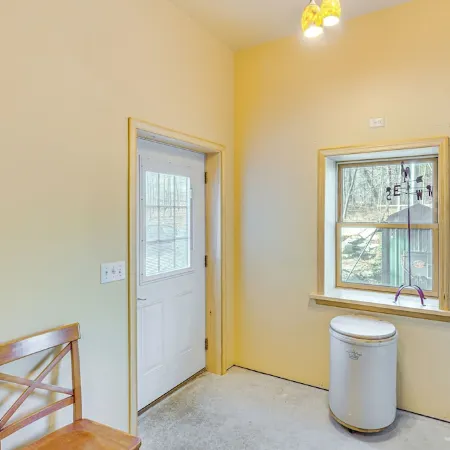 Near Historic Sites Bright Hyde Park Guest Suite