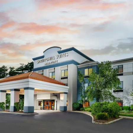 SpringHill Suites Manchester-Boston Regional Airport