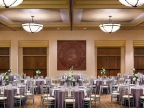 The Lincoln Marriott Cornhusker Hotel Hotels in Lincoln