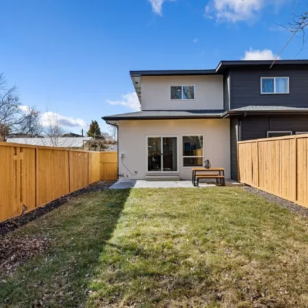 Minutes from downtown Boise and Boise State!