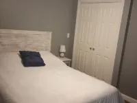 Short Walk to Ball State University Campus - Quiet Neighborhood Hotels in Muncie