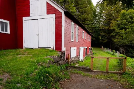 1875 Modern Renovated 7 Acres with Post & Beam Barn and Charm - Close to Skiing
