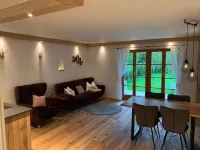 Neurenovierte 60m2 Fewo Franzl zw. Stadt&bergen