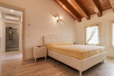 Giulietta cà damuro romantic apartment