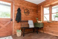 Private newly remodeled cabin on 10 acres next to the tiffin river