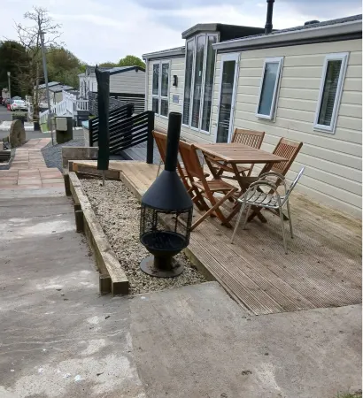 The Shak, Tarbolton, Middlemuir Holiday Park Отели в г. Mauchline