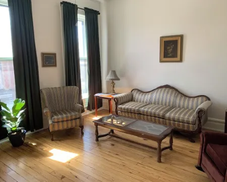 Firefly Suite Hotels in Warren