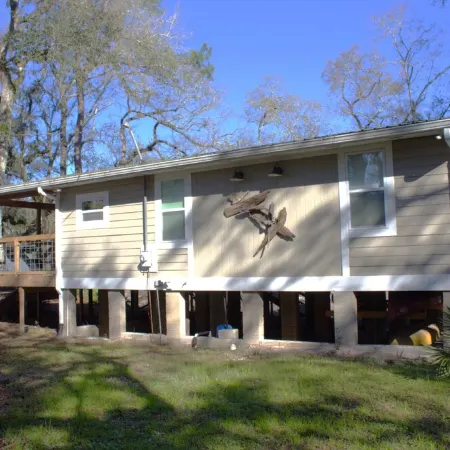 Enjoy semi-seclusion on the beautiful Suwannee River