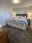 Cozy Bungalow in the quaint small town of Louisburg!