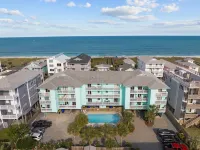 Bella Breeze - A 2bdrm /2 bath Condo Sleeps 6 With Ocean Views Linens Included!