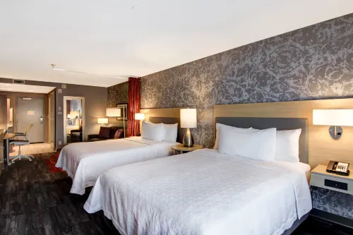 Home2 Suites by Hilton Edmonton South - Uima-altaat