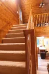 New Minglewood is our Cozy 3-bedroom cabin with WiFi, AC in lovely Irving