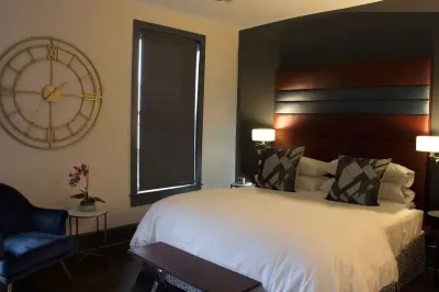 The Loft at 109