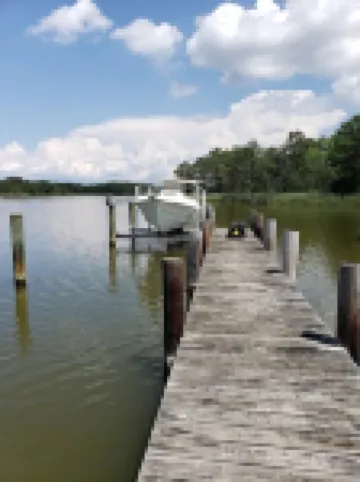 Circa 1700 Chesapeake Colonial home on the National Register.