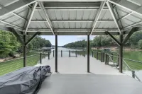 ☀️NEW HOME☀️ - 2 Master Bedrooms, Double Decker Dock, Lillypad, Paddle Boards