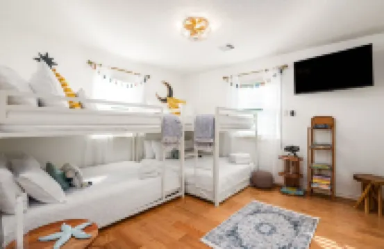 Incredible Ocean Sunrise Views, Sleeps 12, Experienced VRBO Premier 5 STAR Host