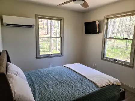 The Retreat at Shiloh, Private Lakefront Property