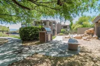 Gorgeous Foothills Condo Hotels near Safeway