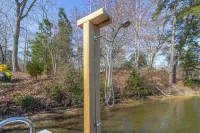 Private Creek Retreat w/ king suite, firepit, kayaks