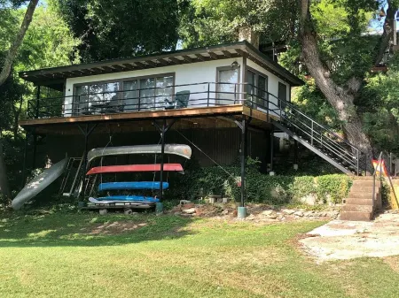 Treehouse on Guadalupe River           Riverfront Cabin