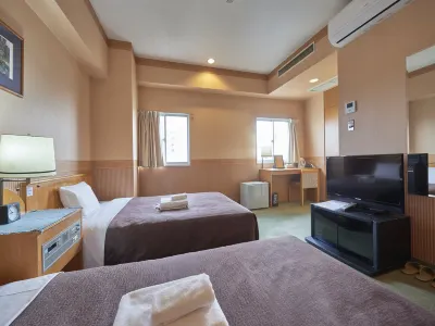 Select Inn Nagoya Iwakura Eki-Mae Hotel berhampiran Tagata Jinjya